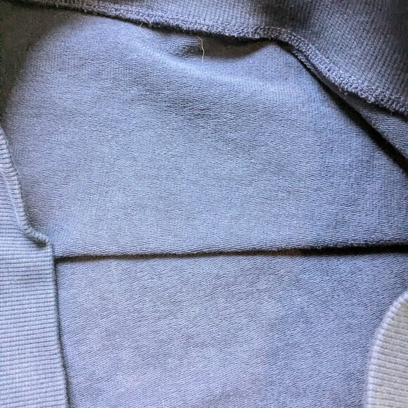 ⭐ Hanna Anderson Navy and Gold Star & polka dot terry sweatshirt size 12 - Picture 9 of 11